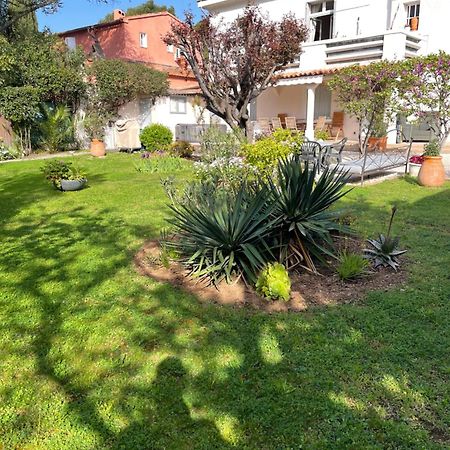 Appartement Rez De Villa Proche Port Et Plages De Sanary Kültér fotó