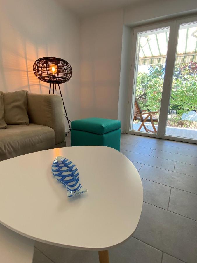 Appartement Rez De Villa Proche Port Et Plages De Sanary Kültér fotó