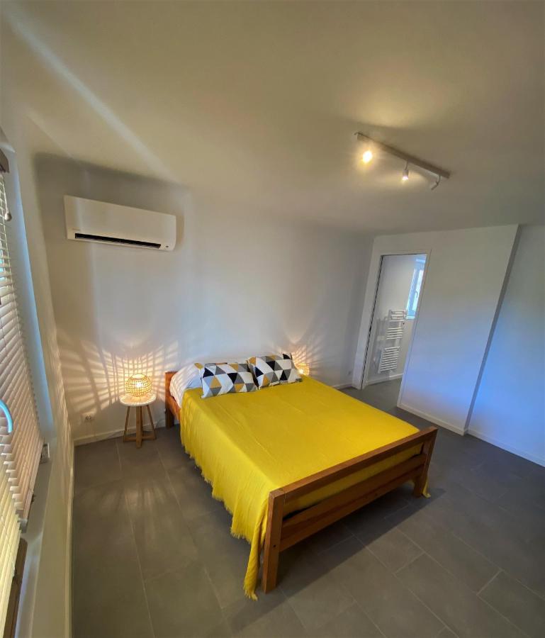 Appartement Rez De Villa Proche Port Et Plages De Sanary Kültér fotó