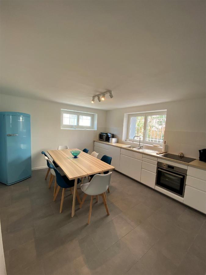 Appartement Rez De Villa Proche Port Et Plages De Sanary Kültér fotó