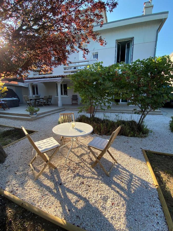 Appartement Rez De Villa Proche Port Et Plages De Sanary Kültér fotó