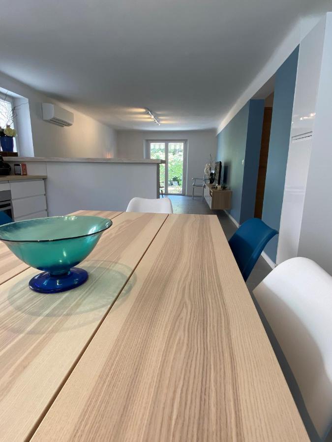 Appartement Rez De Villa Proche Port Et Plages De Sanary Kültér fotó