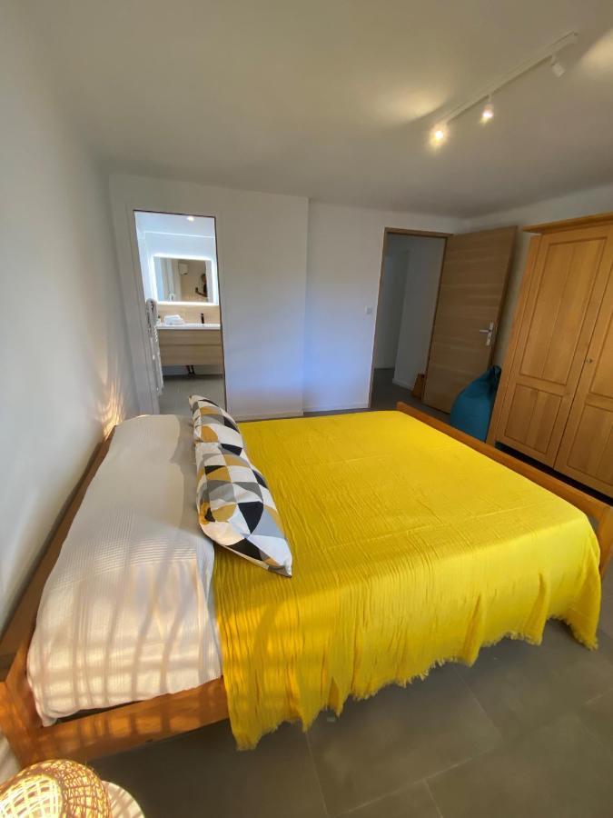 Appartement Rez De Villa Proche Port Et Plages De Sanary Kültér fotó