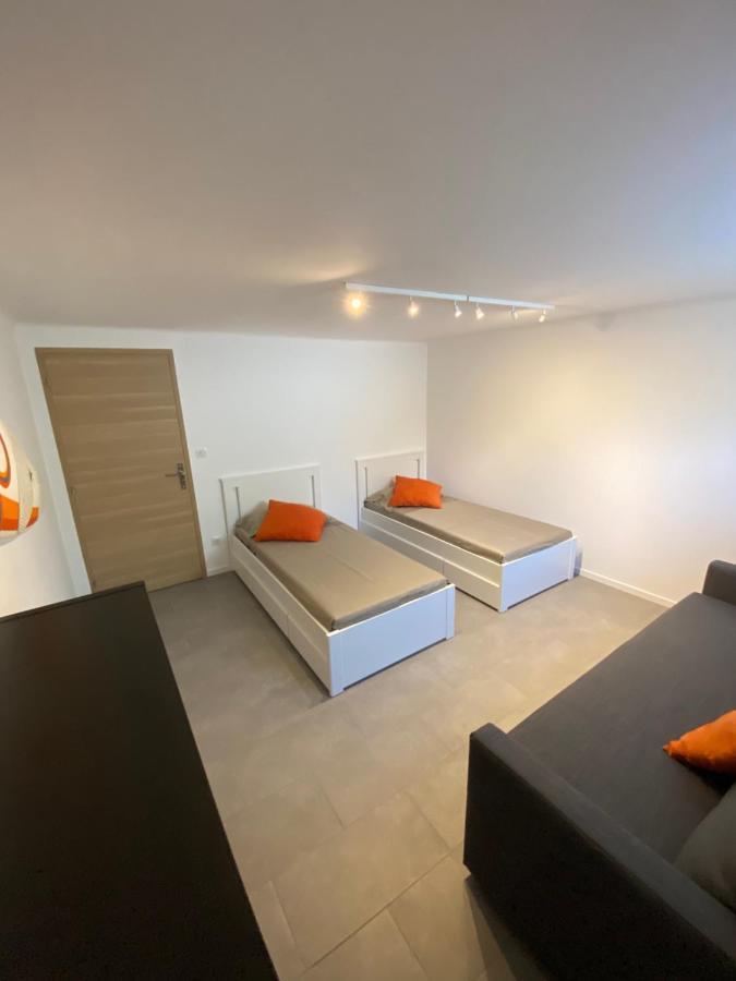 Appartement Rez De Villa Proche Port Et Plages De Sanary Kültér fotó