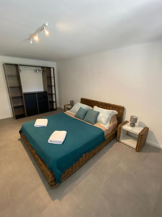 Appartement Rez De Villa Proche Port Et Plages De Sanary Kültér fotó