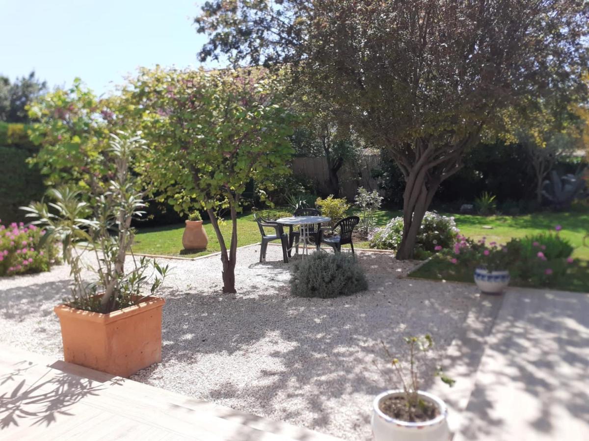 Appartement Rez De Villa Proche Port Et Plages De Sanary Kültér fotó