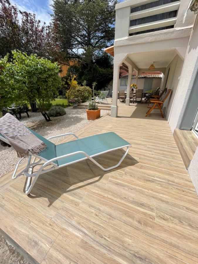 Appartement Rez De Villa Proche Port Et Plages De Sanary Kültér fotó