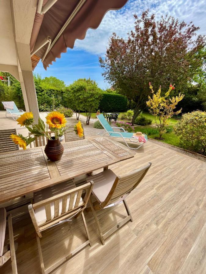 Appartement Rez De Villa Proche Port Et Plages De Sanary Kültér fotó
