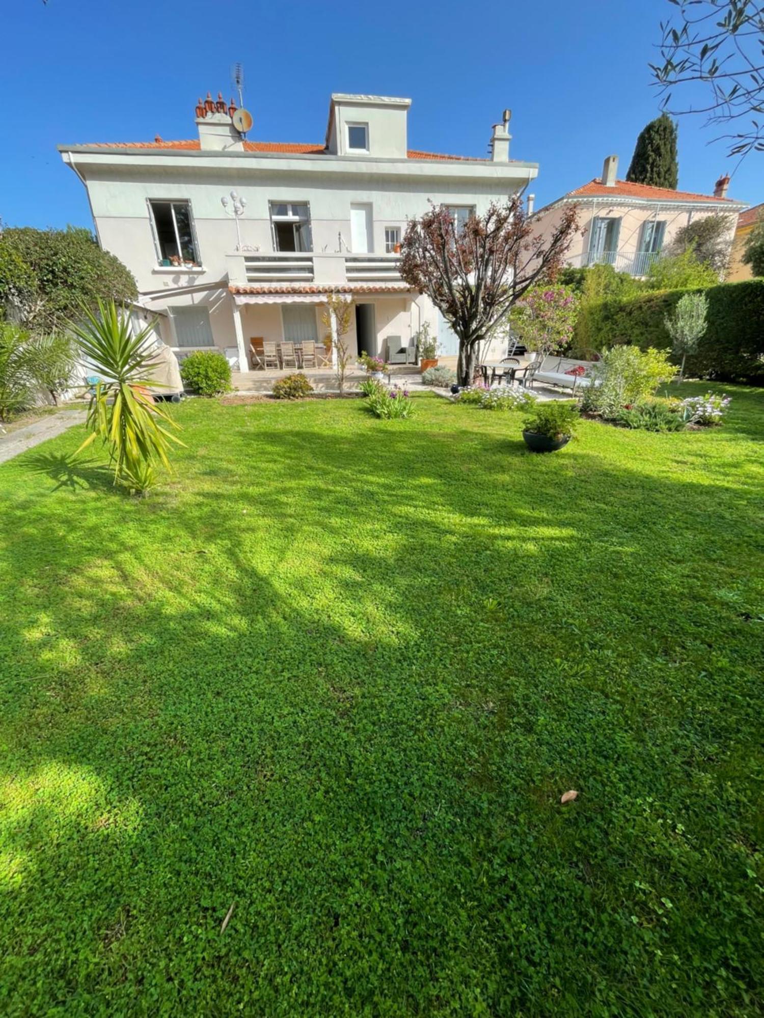 Appartement Rez De Villa Proche Port Et Plages De Sanary Kültér fotó